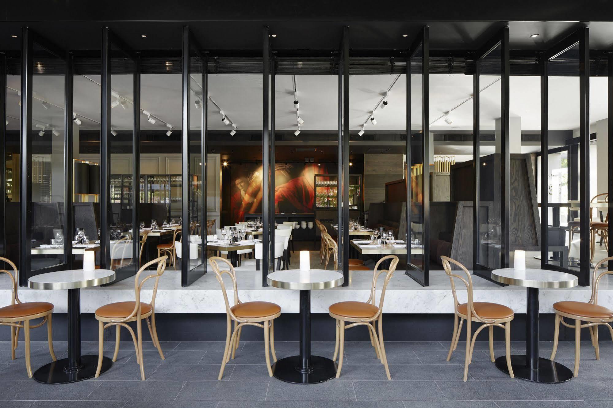 Burbury Hotel Canberra Eksteriør bilde